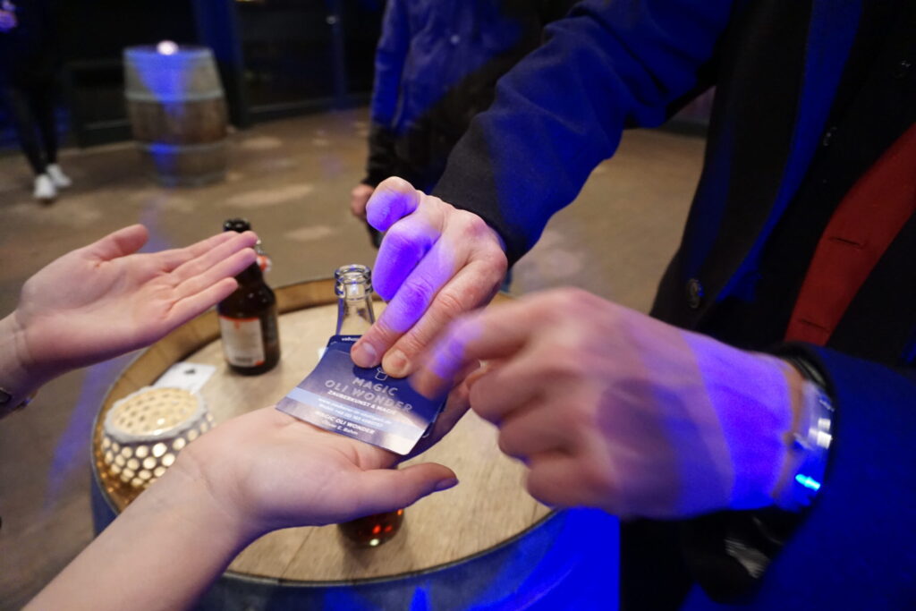 Zauberer Stuttgart Walking Act Show Events jetzt buchen